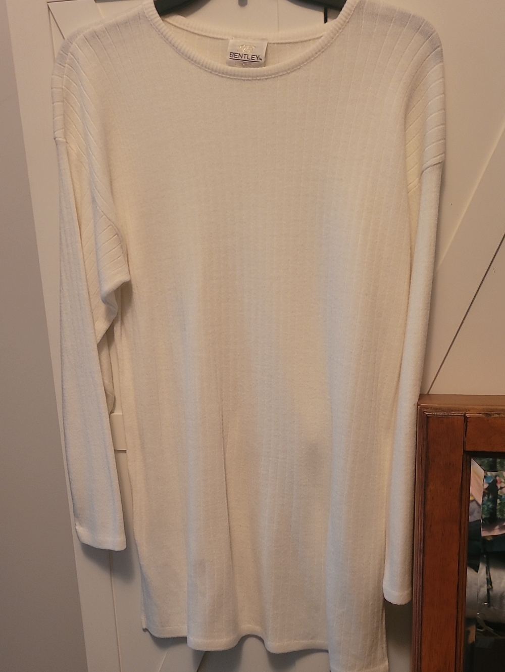 Bentley Long Sleeve Cream Ribbed Crewneck Sweater